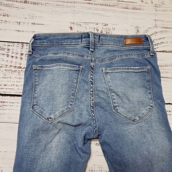 Abercrombie & Fitch Harper Low rise ankle Jeans - Size 26 / 2 distressed - Picture 7 of 11